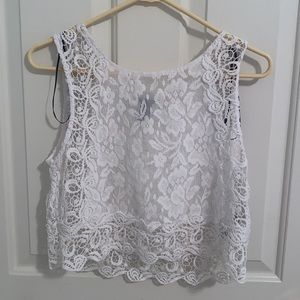 Forever 21 medium lace floral crop top